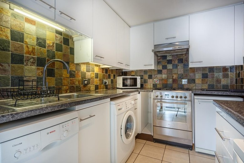 London Tower Bridge Apartments
