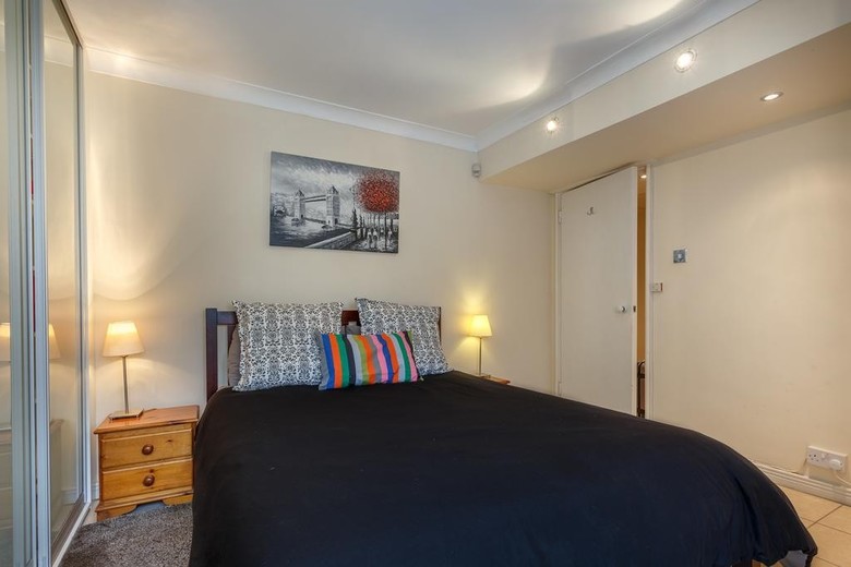 London Tower Bridge Apartments