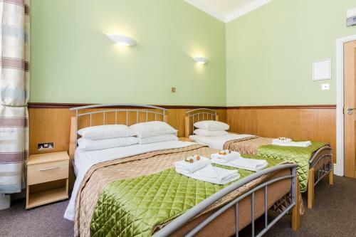 Hostal Gower House Hotel