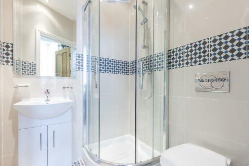 Hostal Gower House Hotel