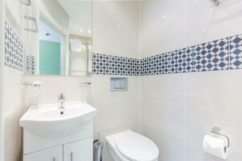 Hostal Gower House Hotel