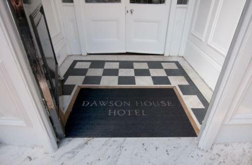 Hostal Dawson House Hotel - Guest House