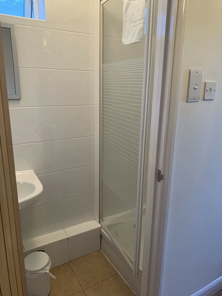 Hostal Parkview Guesthouse