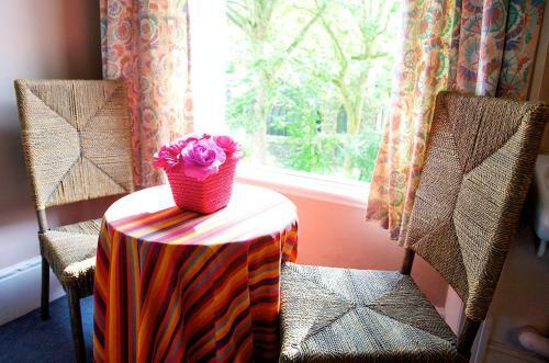 Hostal Curzon House Hotel