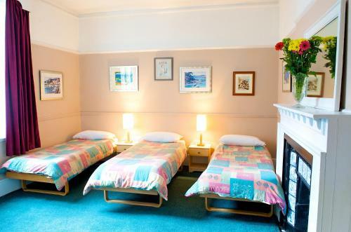 Hostal Curzon House Hotel