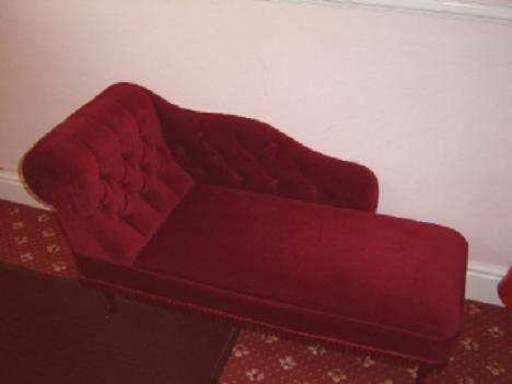 Hostal Alpha Milton Guest House