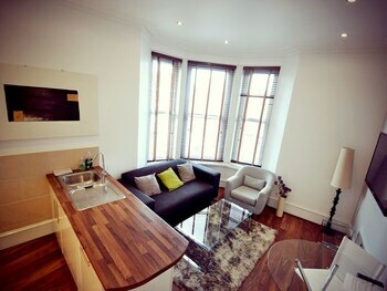 Apartamentos Howburn Residence