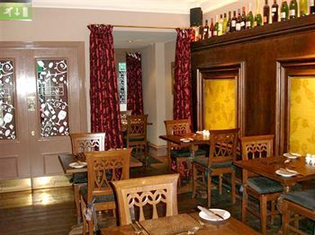 Soprano St Magnus Court Hotel