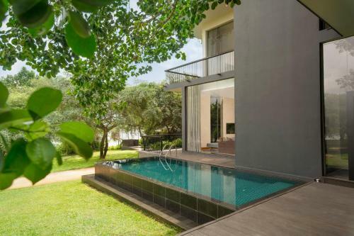Hotel Doubletree By Hilton Weerawila Rajawarna Resort
