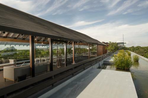 Hotel Doubletree By Hilton Weerawila Rajawarna Resort