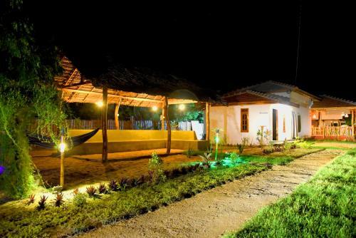 Hotel Prime Surfers Bungalow