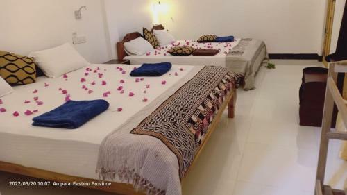 Sandy Bay Hotel Arugambay