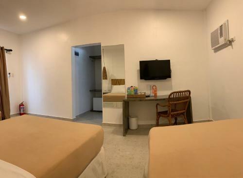 Hotel Cebu R Resort Tabuelan