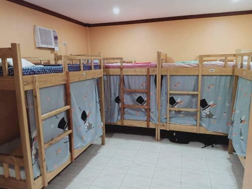 Hostal Stella'z Guesthouse