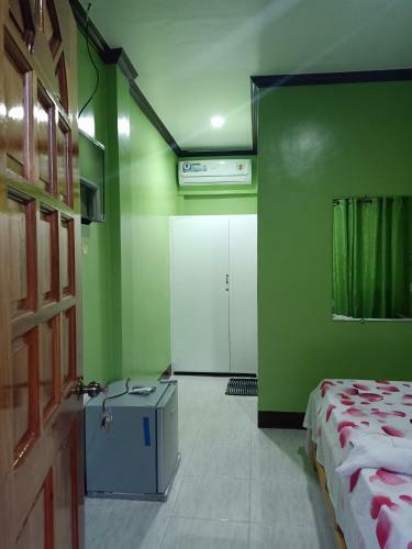 Hostal Stella'z Guesthouse
