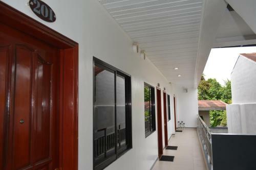 Hostal Red Apartelle
