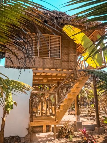 Hotel Mandala Tribe Treehouses