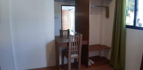 Reddoorz Plus @ Casareal Hotel