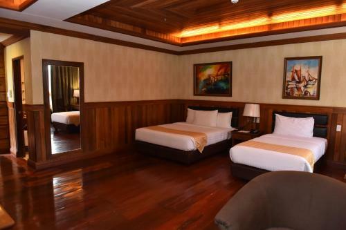 Alta D' Tagaytay Hotel