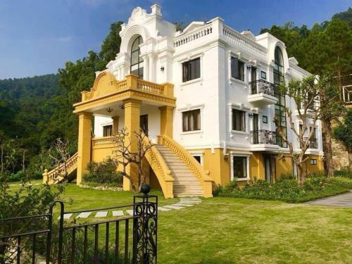 Villa Tam Dao Golf & Resort Luxury
