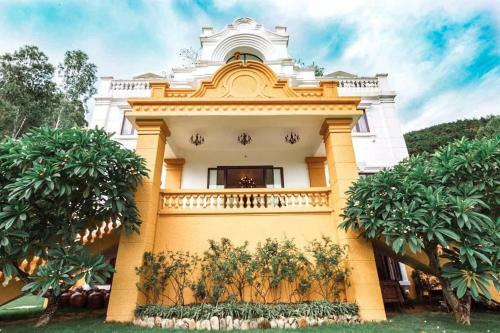 Villa Tam Dao Golf & Resort Luxury
