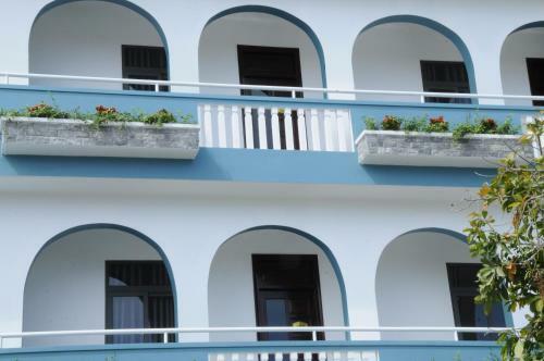 Tropical Homestay Ph� Y�n