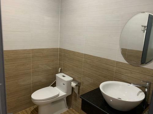 Hotel Hi?p Th�nh