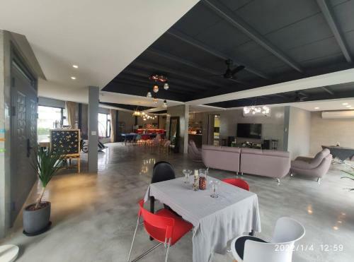 Water Dance Villa