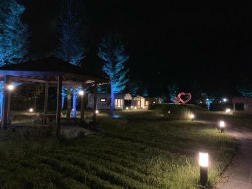 Qian Qian Riverside B&B