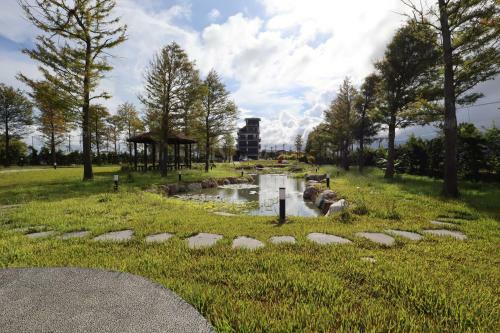 Qian Qian Riverside B&B