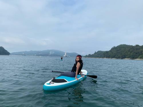 ???? ???????? Sun Moon Lake Rainbow Sup Hostel
