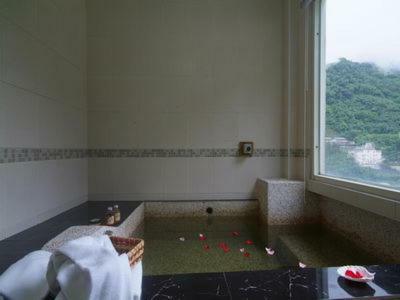 Victoria Hotspring Resort