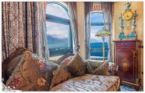 Hotel ???????????