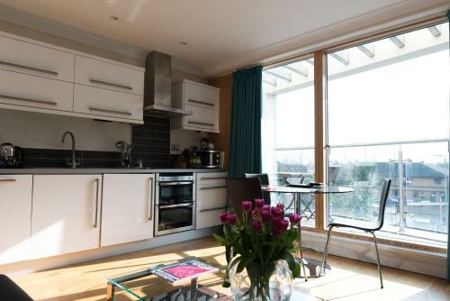 Your Space Apartments - Byron House Studio