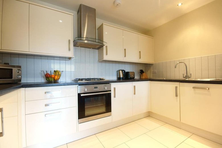 Lodge Drive Serviced Apartments