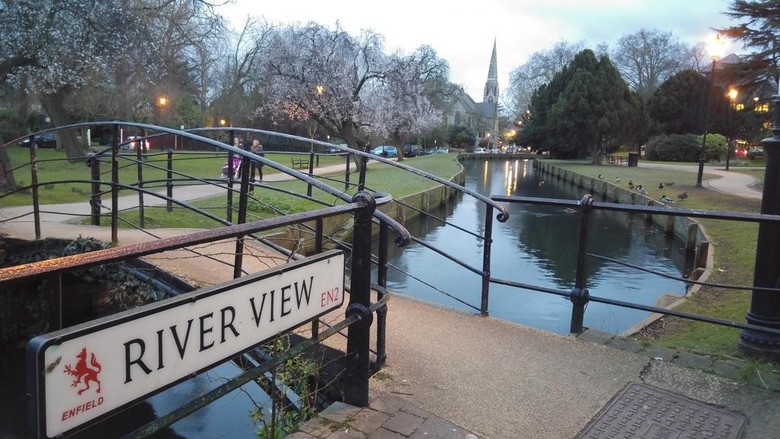 Lodge Drive Serviced Apartments