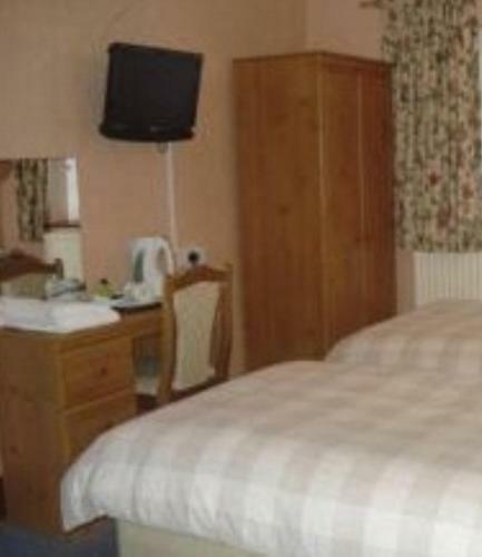Hostal Bridge Guest House