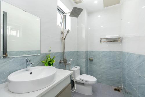 Luxury Pool Villa 8rooms , Bida, H? B?i, G?n Bi?n- Palm Villa 10