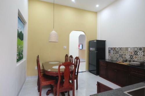 Villa 25 L?c Long Qu�n