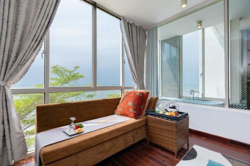 Beachfront Palm Villa 21 Bi?t Th? Tr�n B�i Bi?n