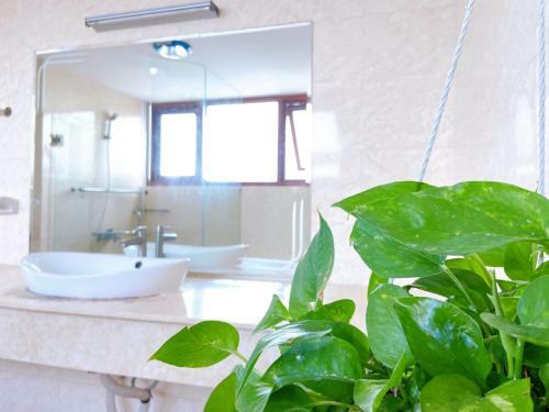 Thuyhanh Luxury Apartment- The Water Front
