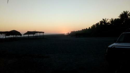 Caba�as Atardecer
