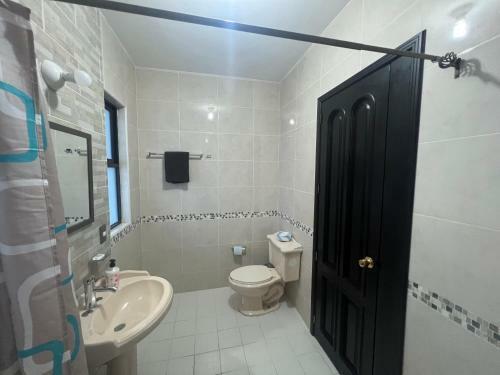 Hostal Ohana Apartments
