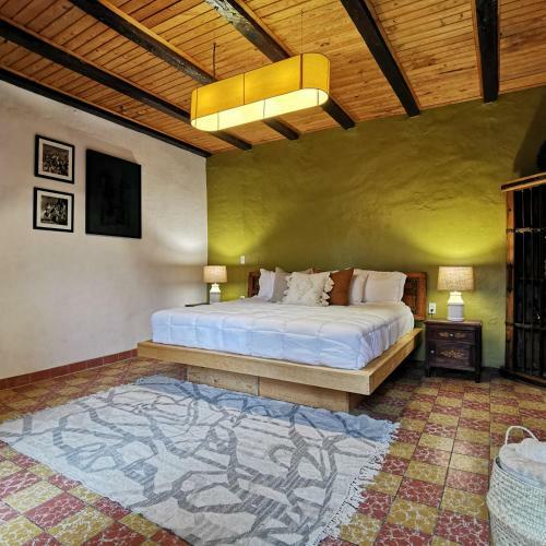 Hotel Casa I. Madero