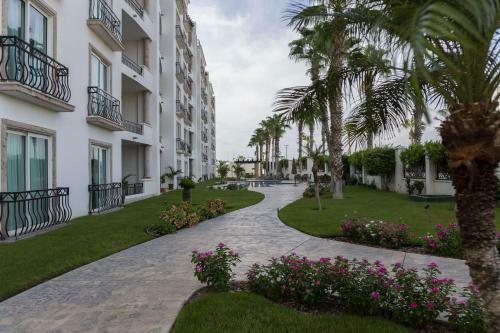 Puerta Cabos Village H306 2br By Casago