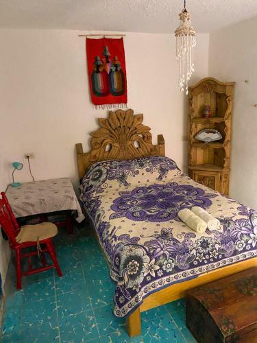 Hostal Casa Chuparrosa House
