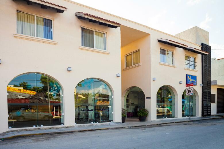 Nina Hotel & Beach Club