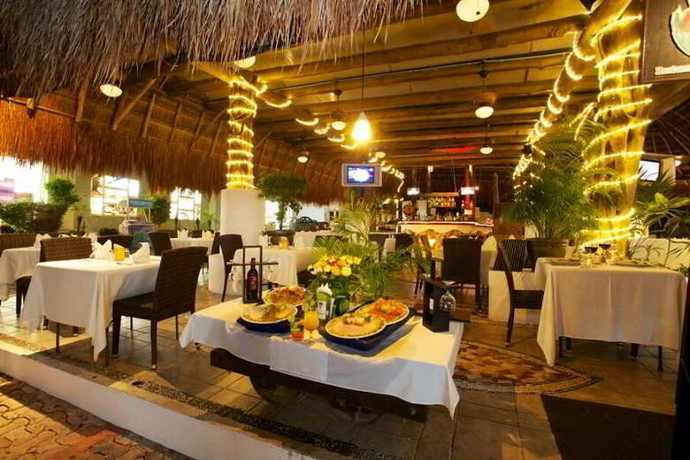 Nina Hotel & Beach Club