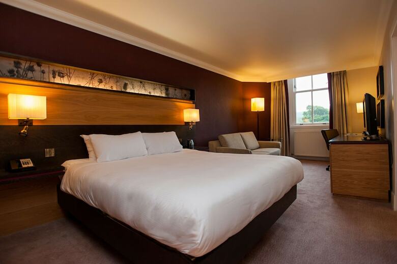 Doubletree By Hilton Dunblane Hydro Hotel