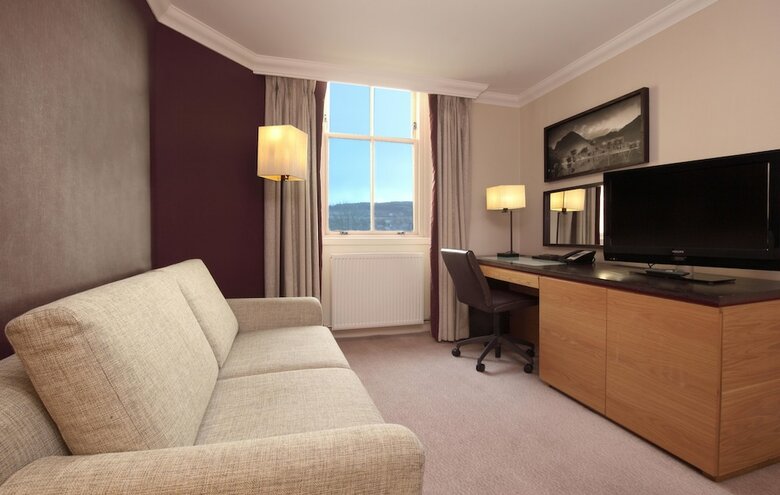 Doubletree By Hilton Dunblane Hydro Hotel
